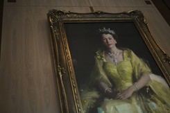 Studenci Oksfordu zdejmują portret królowej Elżbiety II. 'Symbol kolonializmu'