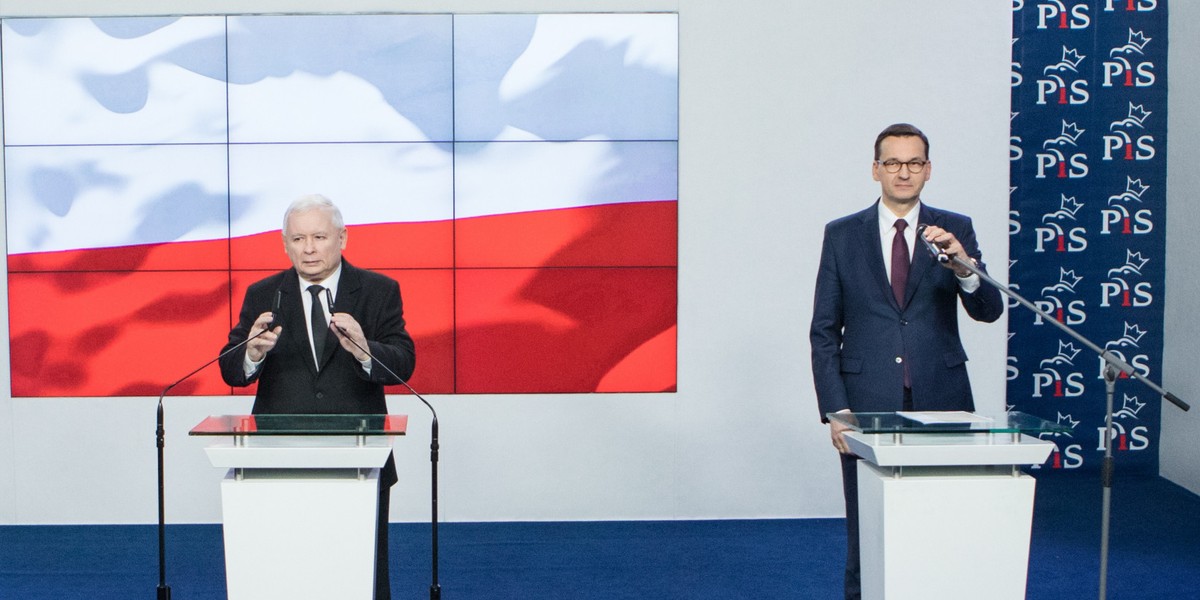 Zdaniem prof. Stanisława Gomułki zmiany w składzie Rady Ministrów pokazują wzrost roli tzw. centrum rządu kosztem poszczególnych ministrów.