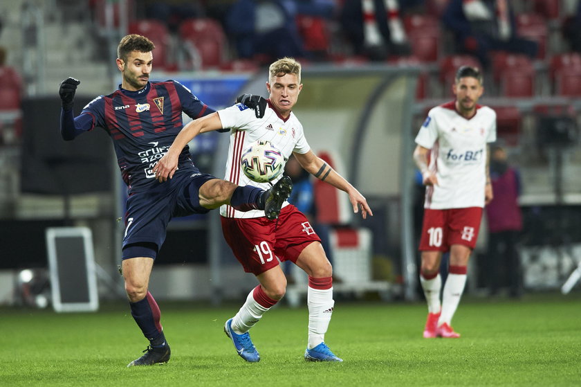 Ekstraklasa 23. kolejka:  ŁKS Łódź – Pogoń 0:0