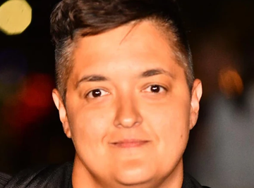 "U MOJ ŽIVOT JE UŠLA VANJA, VRATILA ME JE SEBI!" Fotografija Marije Šerifović sa RASKOŠNOM BRINETOM je izazvala lavinu reakcija