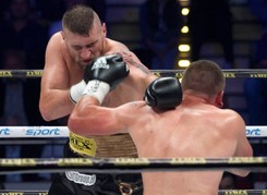 Mariusz Wach pokonał przed czasem Konstantina Airicha. ZDJĘCIA