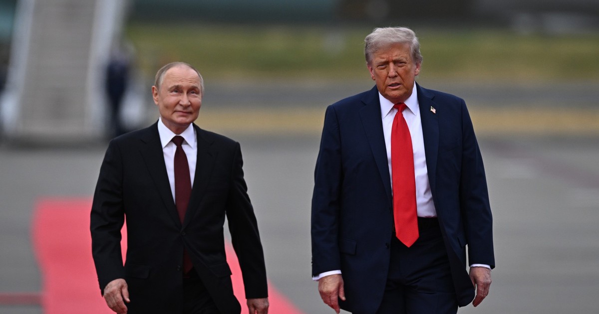 Ekonomista wyśmiewa sankcje Zachodu. "Nigdy wcześniej UE nie przekazała Putinowi tak dużych pieniędzy"