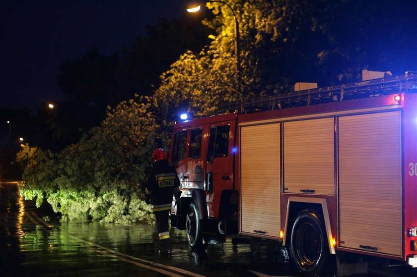 Warszawa pod wodą. Przeszła wielka nawałnica