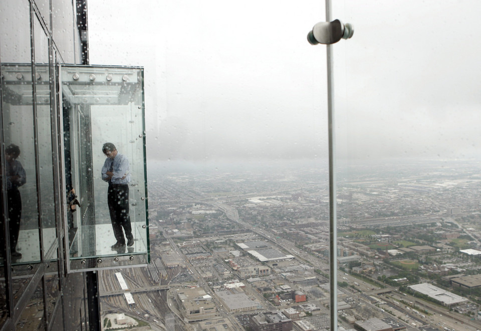 USA CHICAGO SKYDECK THE LEDGE