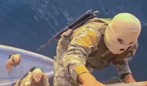 Iranska vojska zaplenila brod