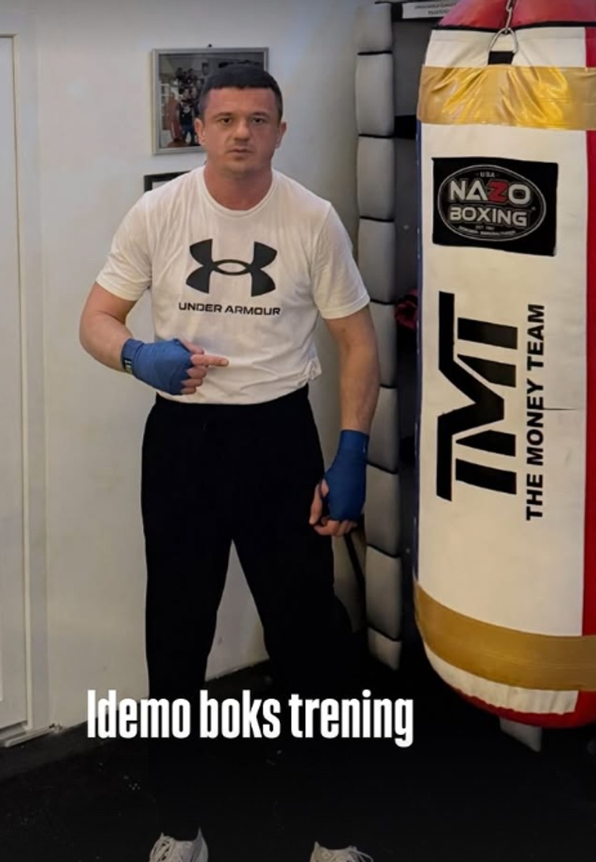 Oglasio se dečko Jovane Jeremić