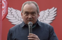 Episkopat krytykuje egzorcyzmy przed Pałacem Prezydenckim. "To nie idzie we właściwym kierunku"