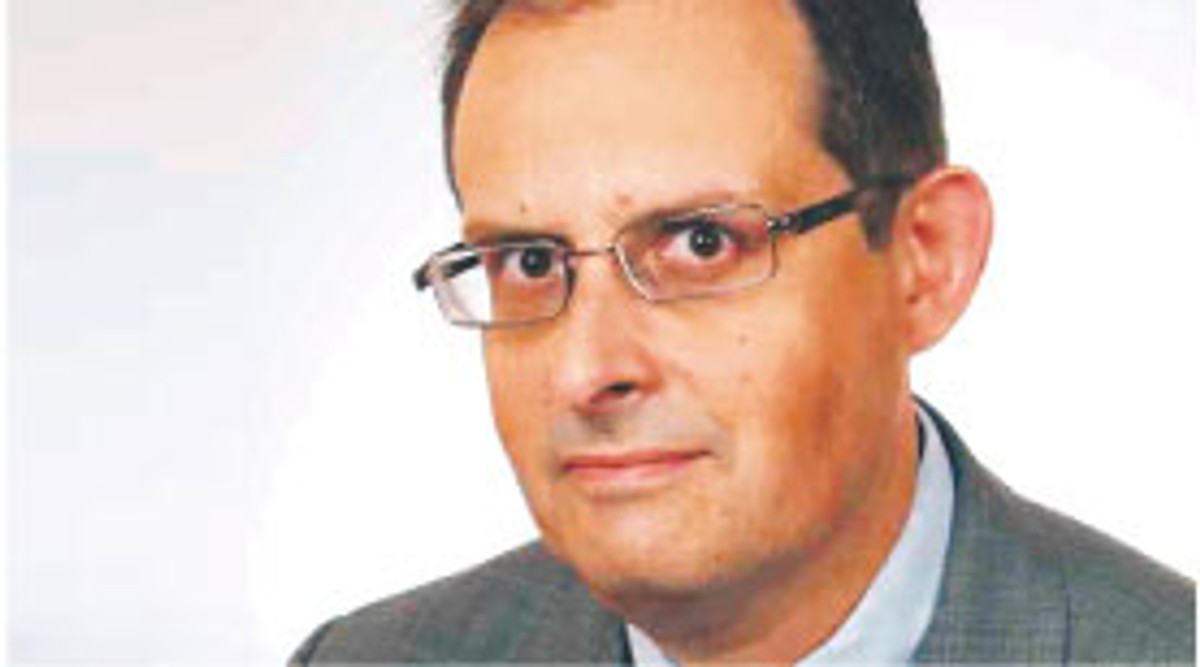 dr Dariusz Bogucki, dyrektor do spraw sektora publicznego, Eficom SA