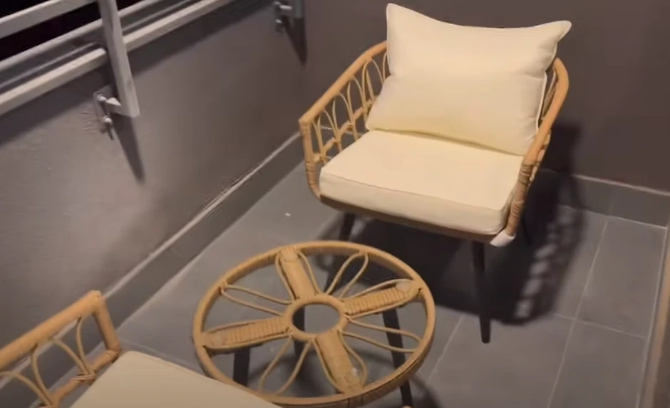 Maca Diskrecija pokazala stan