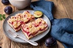 Bardzo łatwe ciasto ze śliwkami. Przepis od Danuty Martyniuk