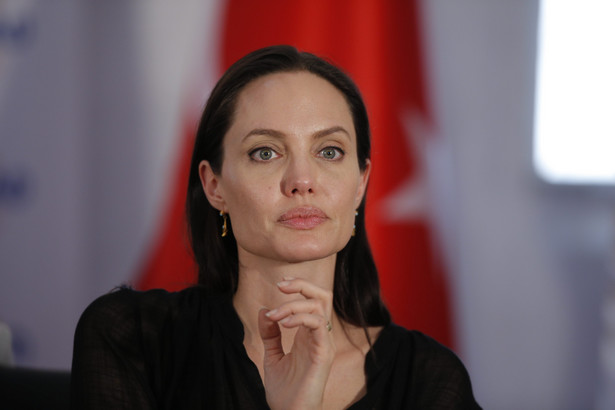 Angelina Jolie umiera? "Waży tylko 37 kilogramów"