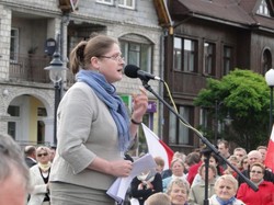 Pawłowicz "demaskuje" nową minister: Tak, jest katoliczką, ale…