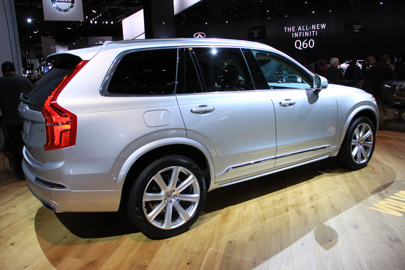 Volvo XC90 (Detroit 2016)