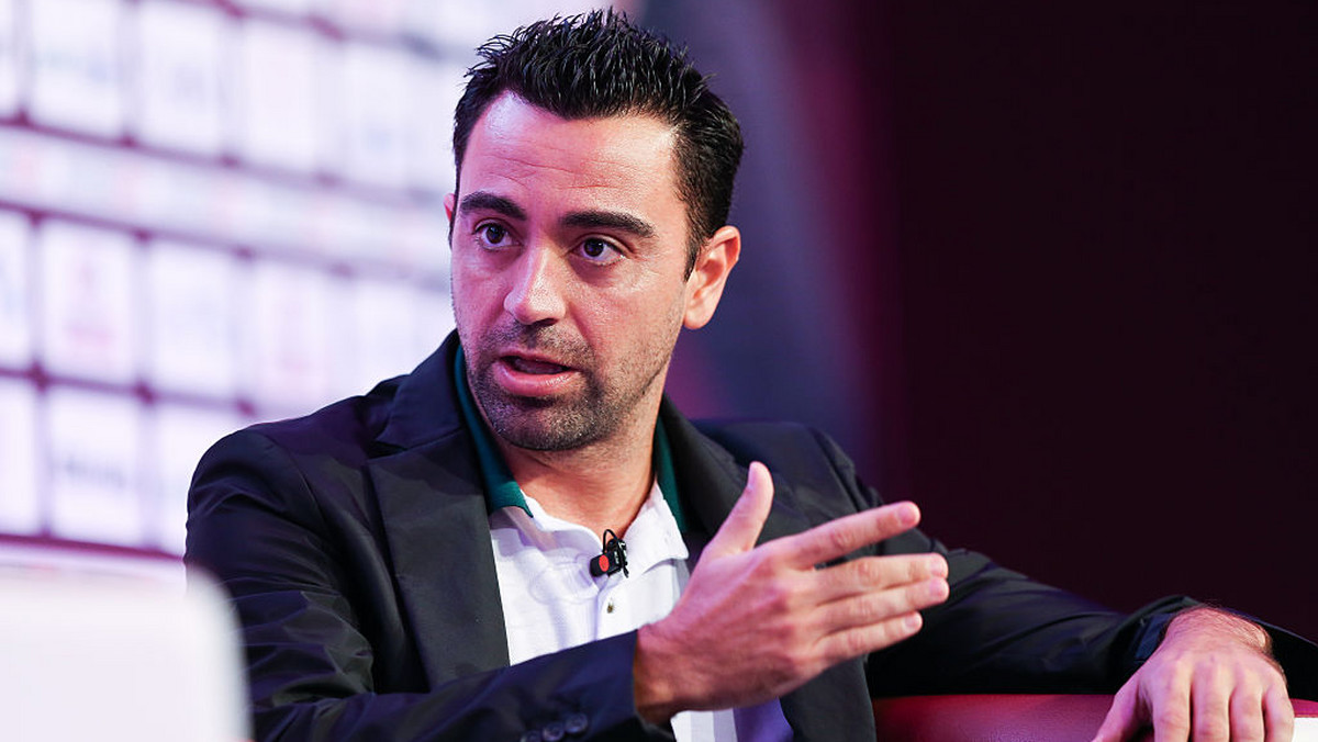 Xavi jest z pewnością jedną z legend FC Barcelona i piłkarzem uwielbianym przez fanów tej drużyny. Jego nazwisko zaczęło padać jako kolejnego trenera Dumy Katalonii, ale Hiszpan oświadczył, że dla niego byłoby to za wcześnie.