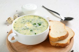 pyszny obiad na  niedzielę. podajemy przepis, ty gotujesz. idealny rosół z jajkiem