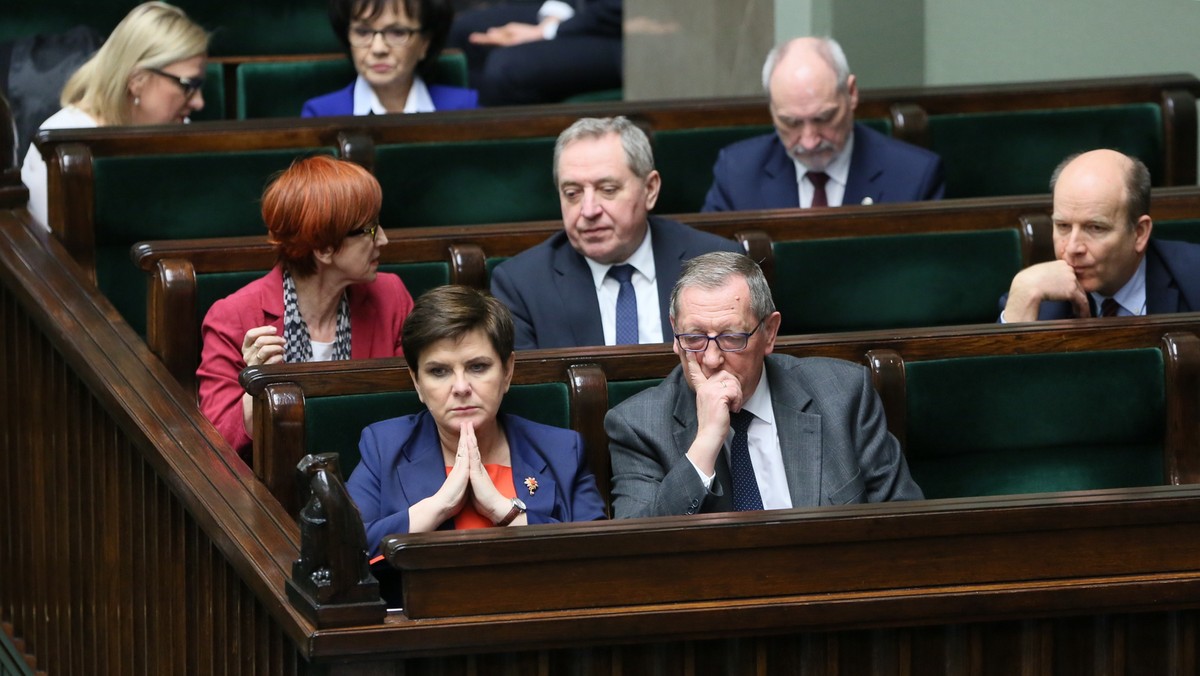 Zwiększenie roli ministra środowiska w powoływaniu członków rad nadzorczych wojewódzkich funduszy środowiska oraz zmniejszenie ich liczby - takie m.in. rozwiązania przewiduje uchwalona przez Sejm nowela Prawa ochrony środowiska.