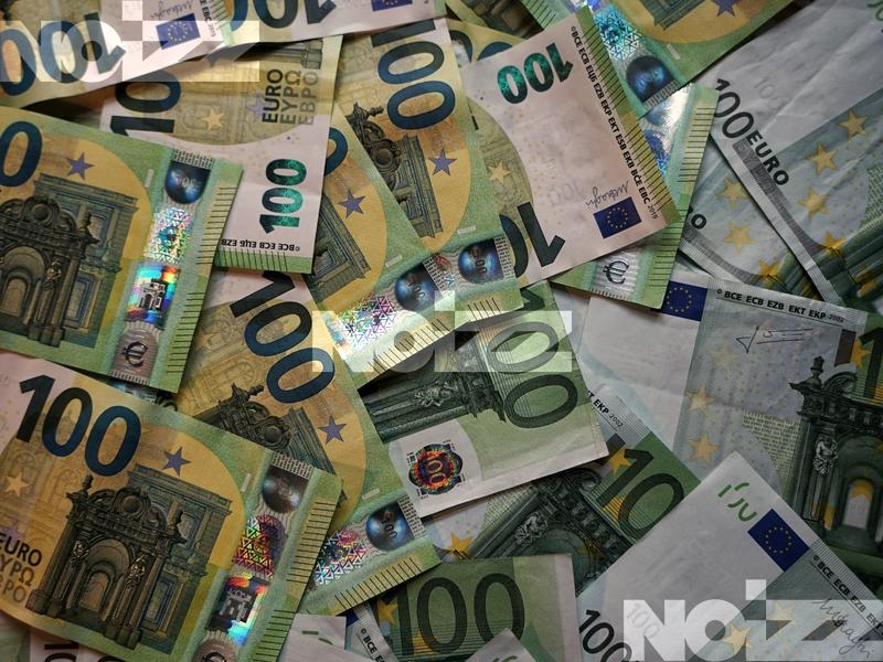 Hamarosan 440 forint is lehet egy euró az elemzők szerint - Noizz