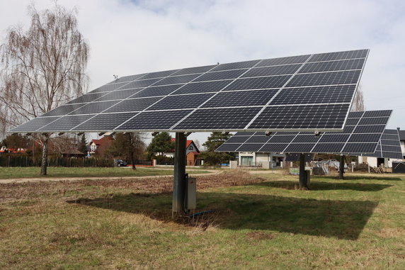 Drugie życie używanego akumulatora z auta elektrycznego. Nie będziesz musiał płacić za prąd w domu!