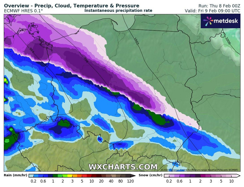 W piątek nad Polską znajdzie się front z opadami śniegu, które od południa będą przechodzić w deszcz