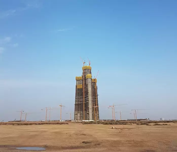 Jeddah Tower w budowie
