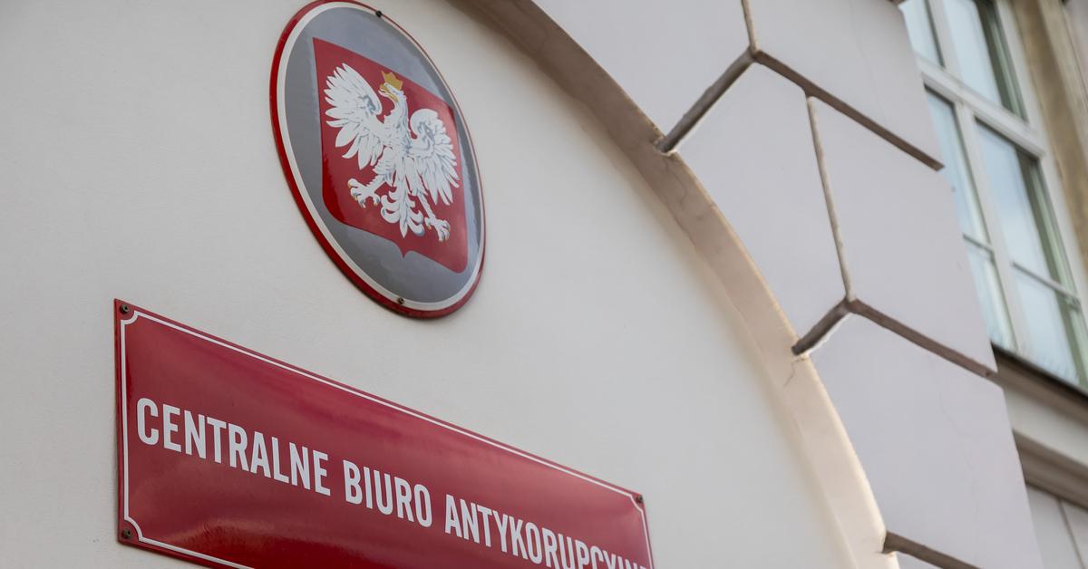 Były komendant policji w rękach CBA. Zatrzymano go na lotnisku