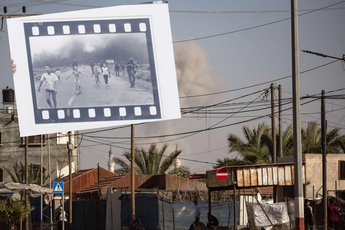  Płonące namioty w obozie uchodźców jak Napalm Girl. Izrael przegrał wojnę informacyjną