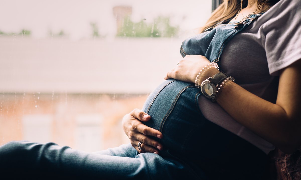 Wkrótce urodzi dziecko. Tak potraktowały ją starsze kobiety w przychodni