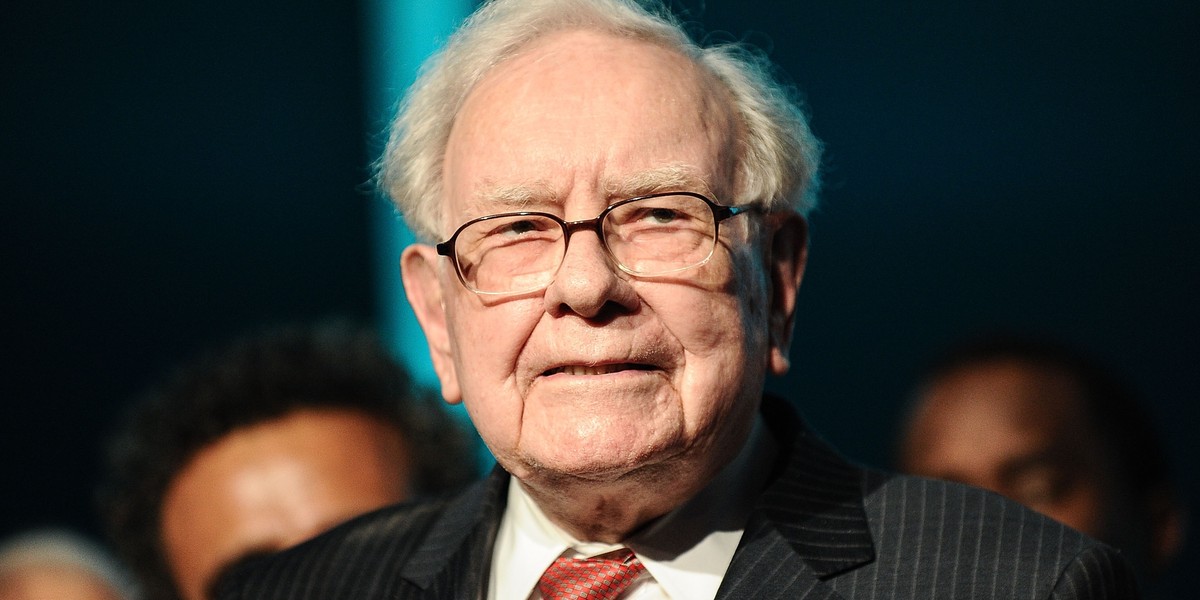 Warren Buffett przyznał, że wojna handlowa między USA i Chinami odbiłaby się na "wszystkim, co posiada Berkshire Hathaway" - fundusz inwestycyjny Buffetta.