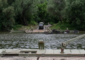 Vojska Srbije postavila most preko Velike Morave kod Svilajnca