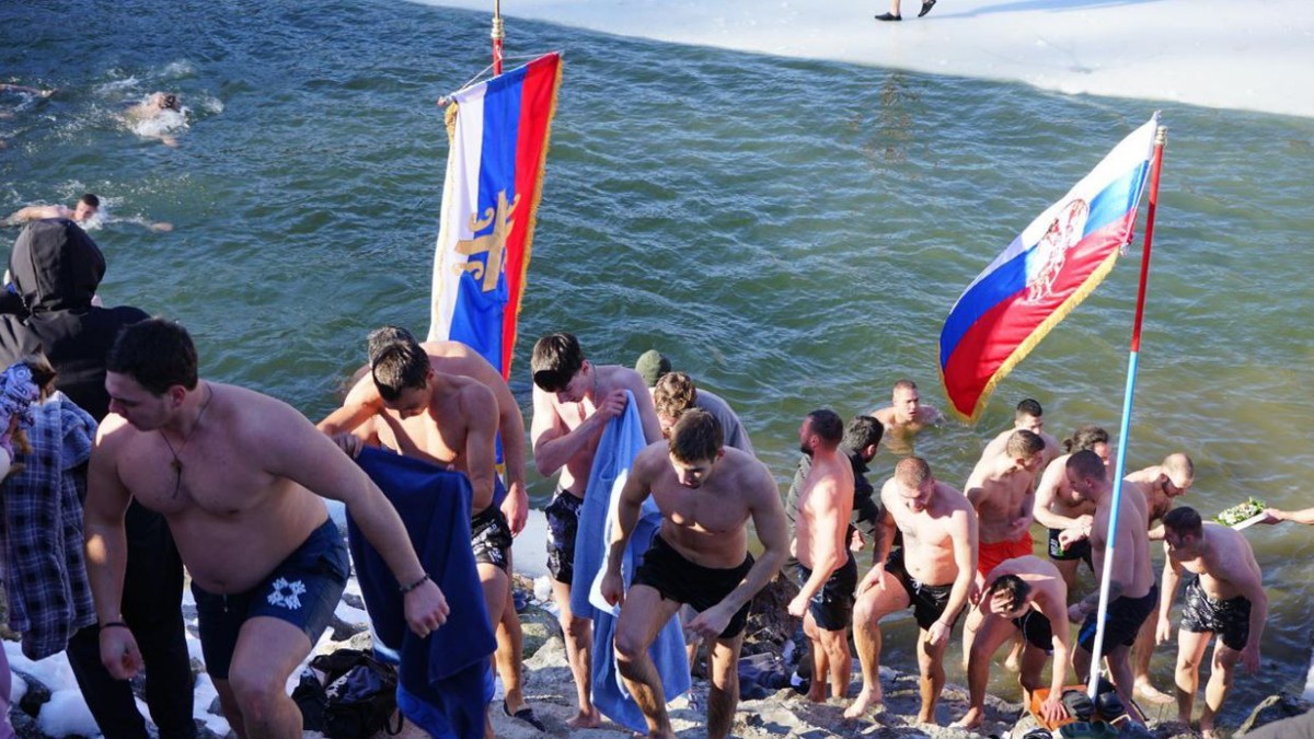 Voždovac - plivanje za časni krst