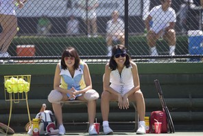 Emma Stone i Natalie Morales