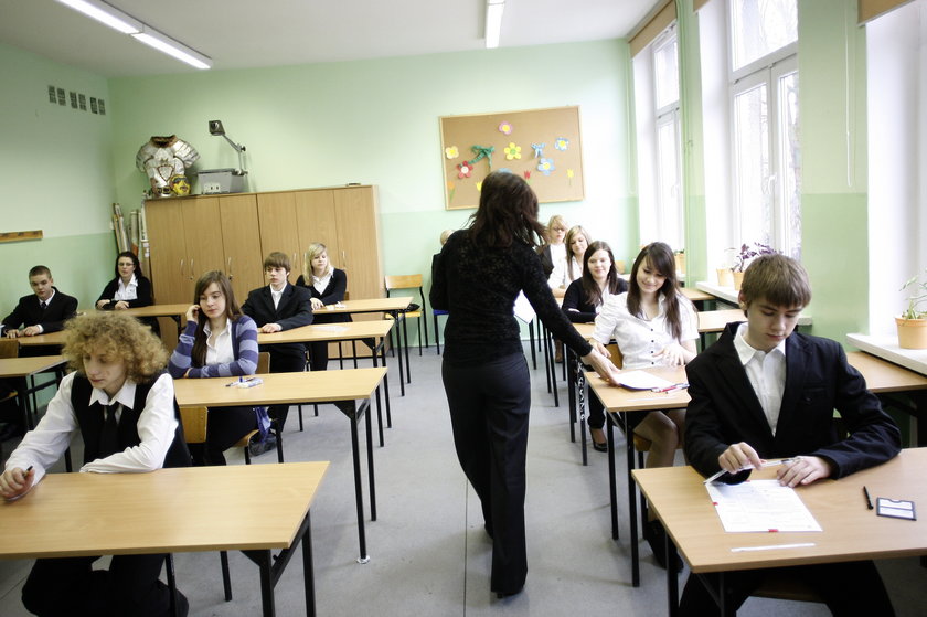 Podczas egzaminu gimnazjalnego z języka polskiego doszło do przecieku