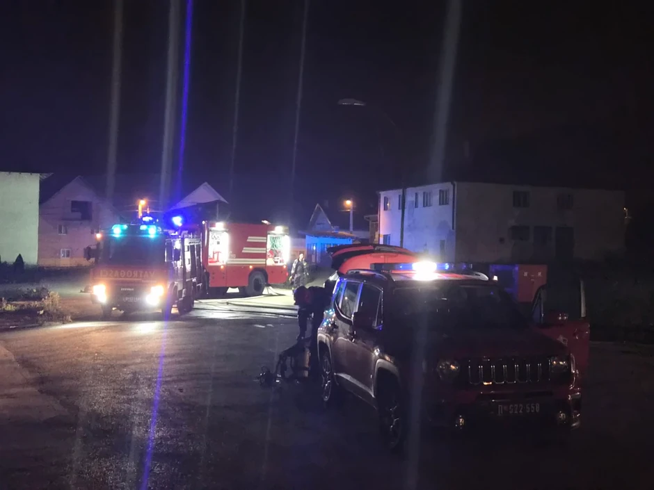 Vatrogasci i Hitna pomoć dojurili na mesto gde je došlo do curenja amonijaka u Guči
