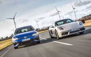 Porsche Cayman kontra Volkswagen Golf R – porównanie