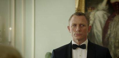 Daniel Craig potraktowany z honorami przez rodzinę królewską. Znowu poczuł się jak James Bond