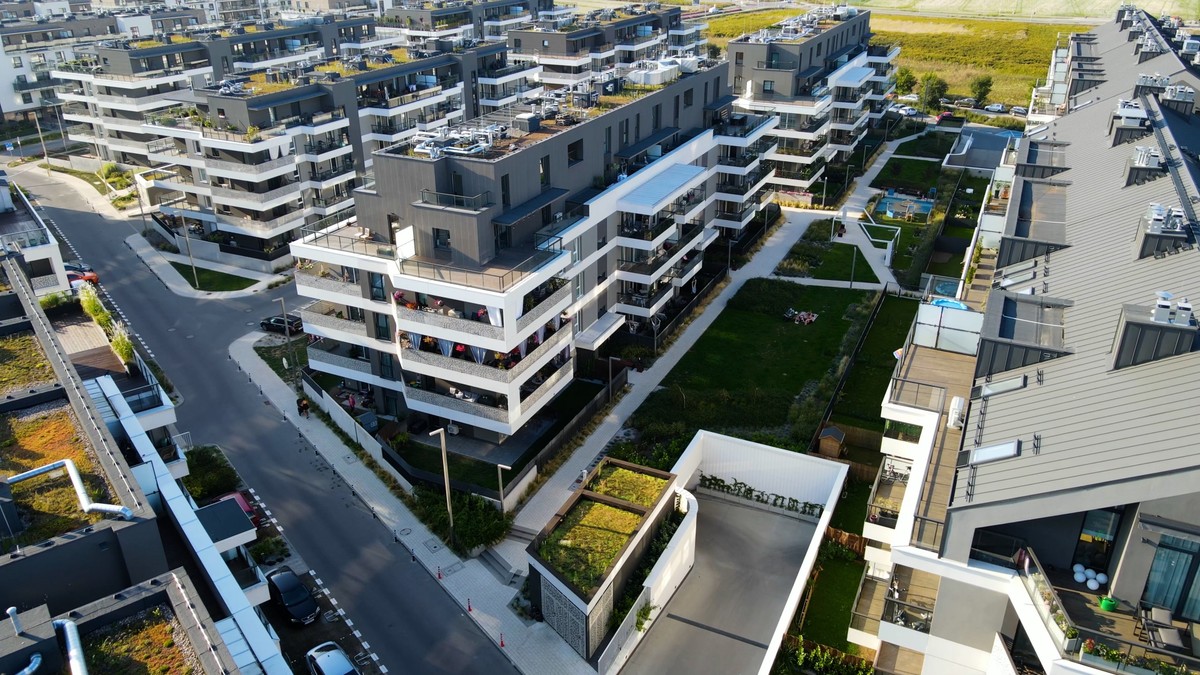 Ceny mieszkań w dół w większości miast. Drożeją praktycznie już tylko w Trójmieście