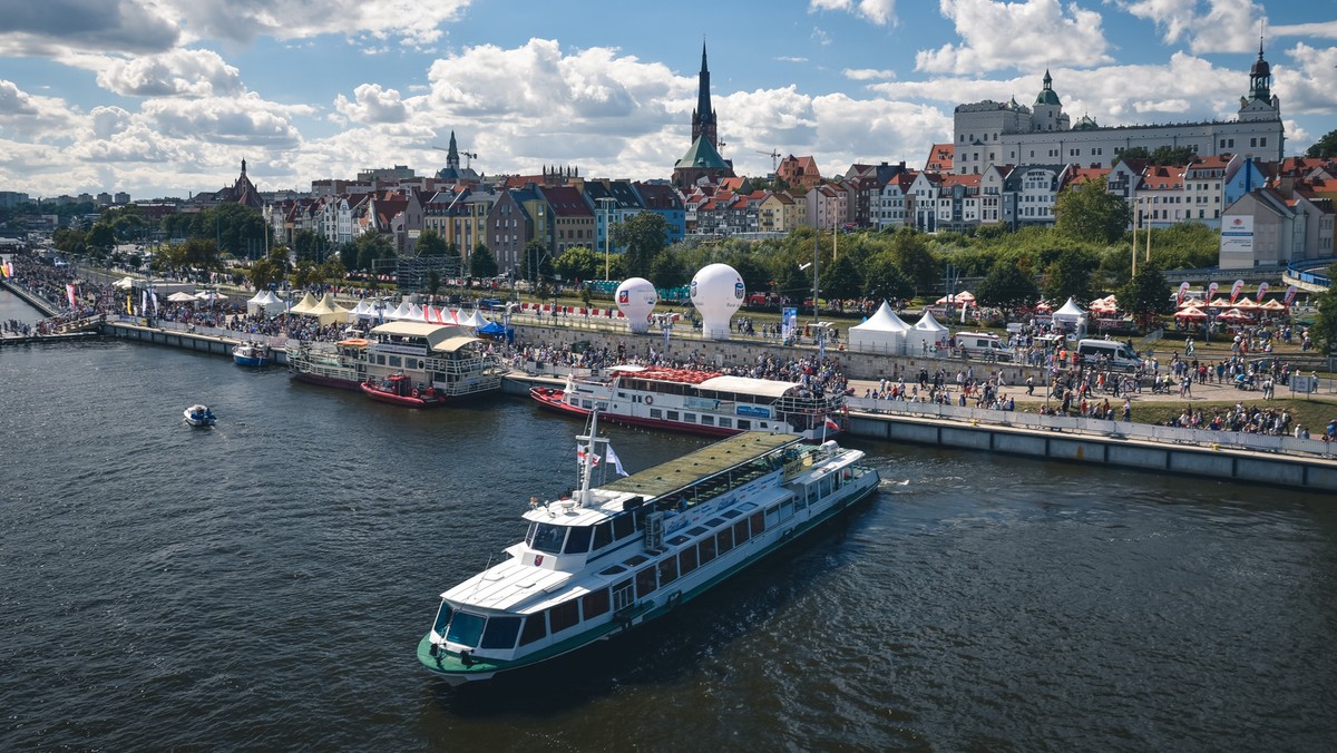 Szczecin - jakiej pogody możemy się spodziewać 2018-06-24? Sprawdź, jaka pogoda czeka województwo zachodniopomorskie. Czy warto zabrać ze sobą parasol i ciepłe okrycie. Pogoda na dziś!