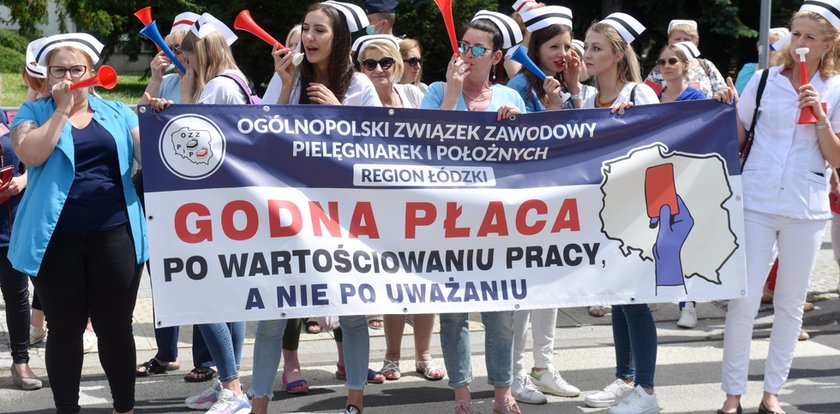 Nadciąga wielki protest w ochronie zdrowia, ale wielu już dziś odchodzi. "Nie dam się dłużej szantażować umierającymi pacjentami"