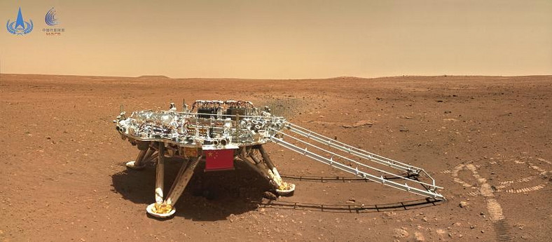 Chiński łazik na Marsie 