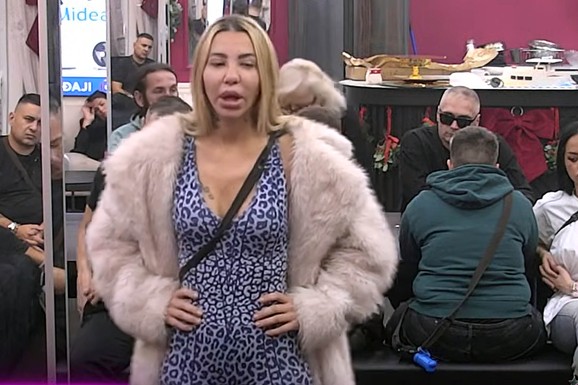 "Oboje su kao dva prljavca, imaju odnose tokom čitavog dana, GADNI SU" Aneli Ahmić osula paljbu po Maji i Asminu, ni Staniju nije štedela: "Namazana je"