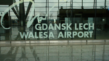 Zatrzymania na lotnisku w Gdańsku. Dwóch mężczyzn było poszukiwanych listami gończymi