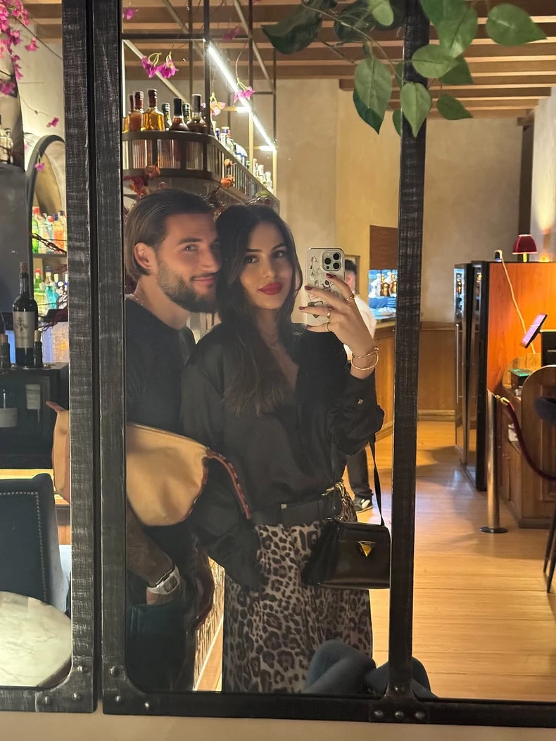 Anastasija i Gudelj na večeri u Španiji