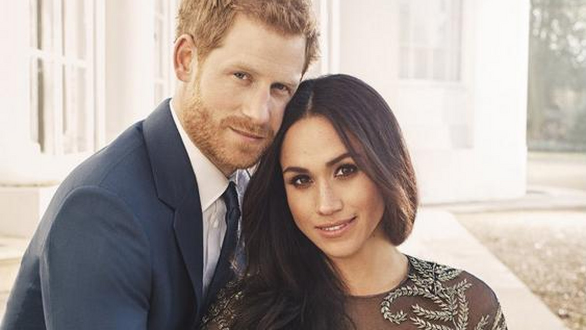 Wyłączył telefon i odtworzył scenę zaręczyn. Harry zaskoczył Meghan w dniu rocznicy ślubu 