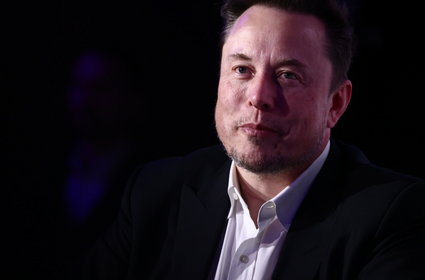 Musk ogłasza sukces: pacjent z implantem mózgowym steruje myszką za pomocą myśli