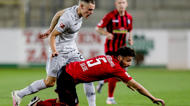 Niemcy: zwycięstwo Bayeru Leverkusen, krok w kierunku Ligi Mistrzów