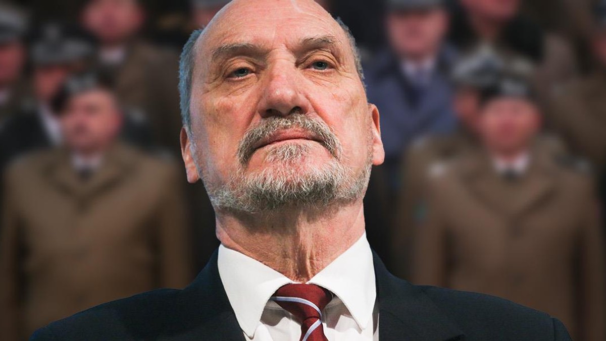 Antoni Macierewicz i generałowie 