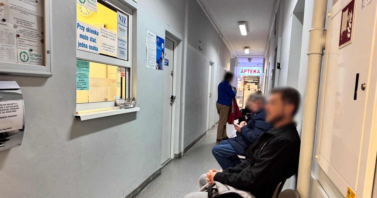 Nowy wirus dziesiątkuje Polaków. Liczba chorych rośnie, nawet 30 tys. zakazeń w tygodniu