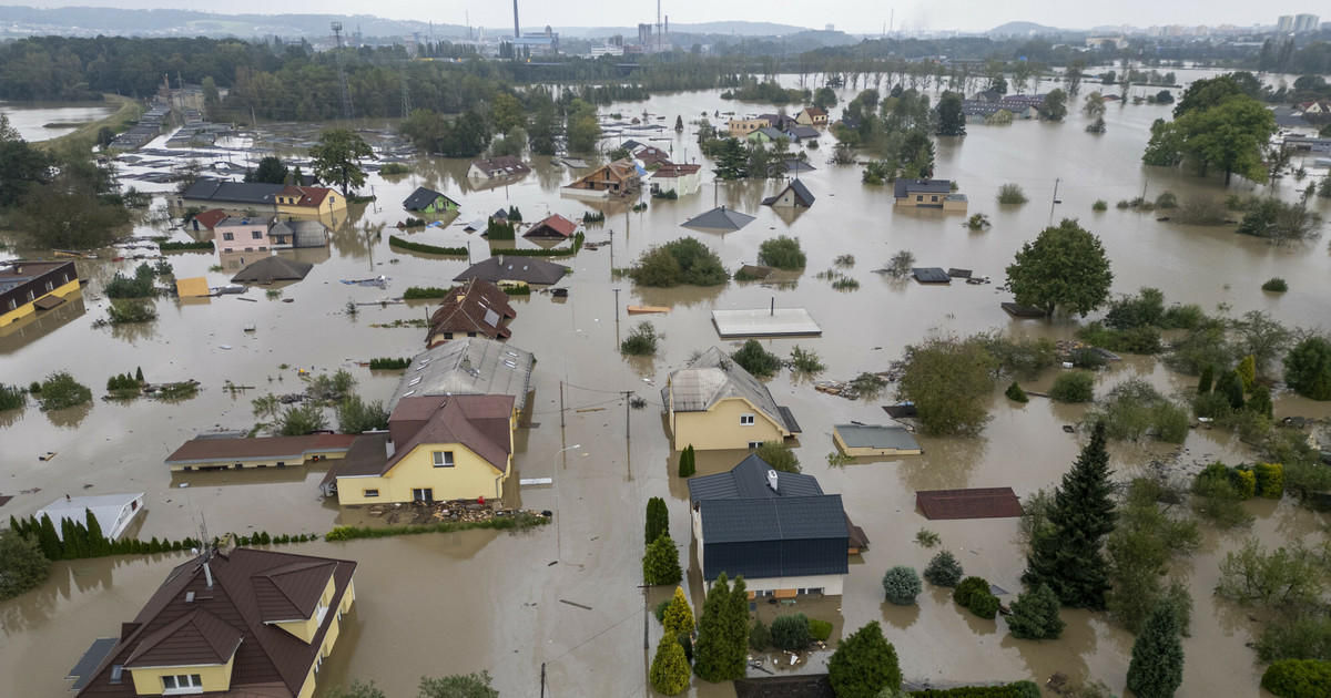 Povodně v Česku polevují. „Zničení jako po apokalypse“