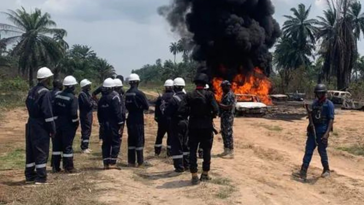 Wybuch w nielegalnej rafinerii w Nigerii. Nie żyje co najmniej 18 osób