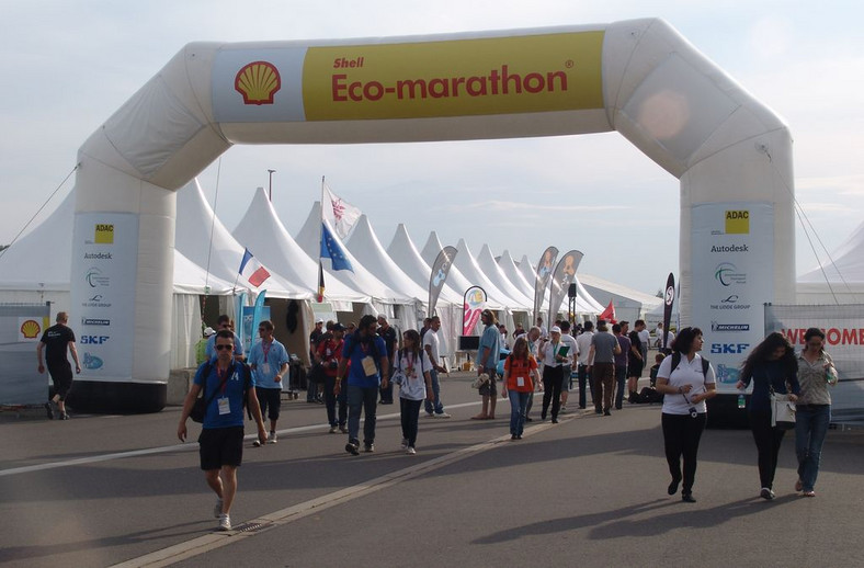 Shell Eco-marathon 2011: ile km na 1 litrze?